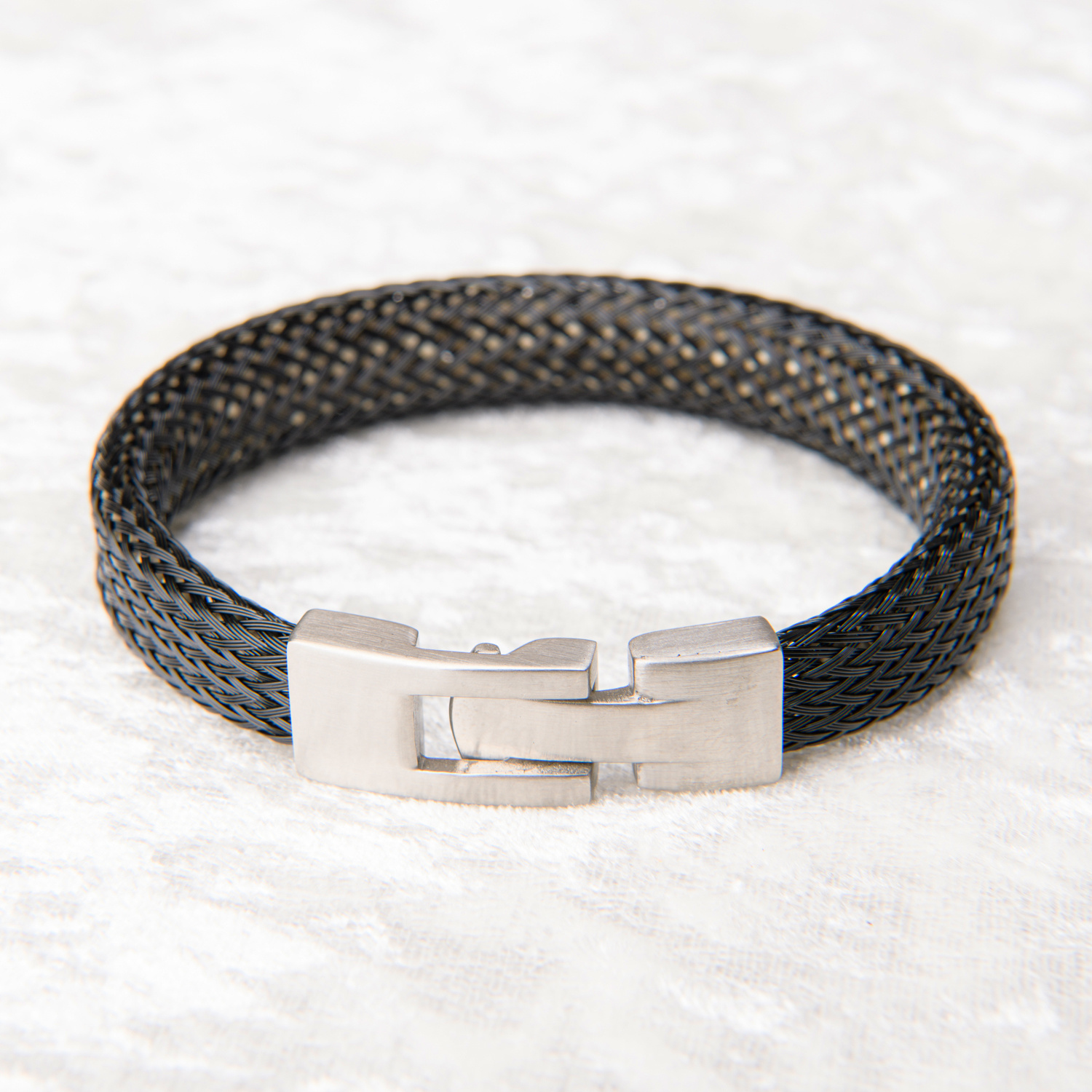 Be:ion Leonブレスレット ブラック